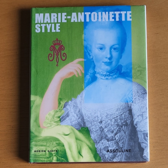 Assouline Other - Assouline –  Marie-Antoinette Style  (2005)
